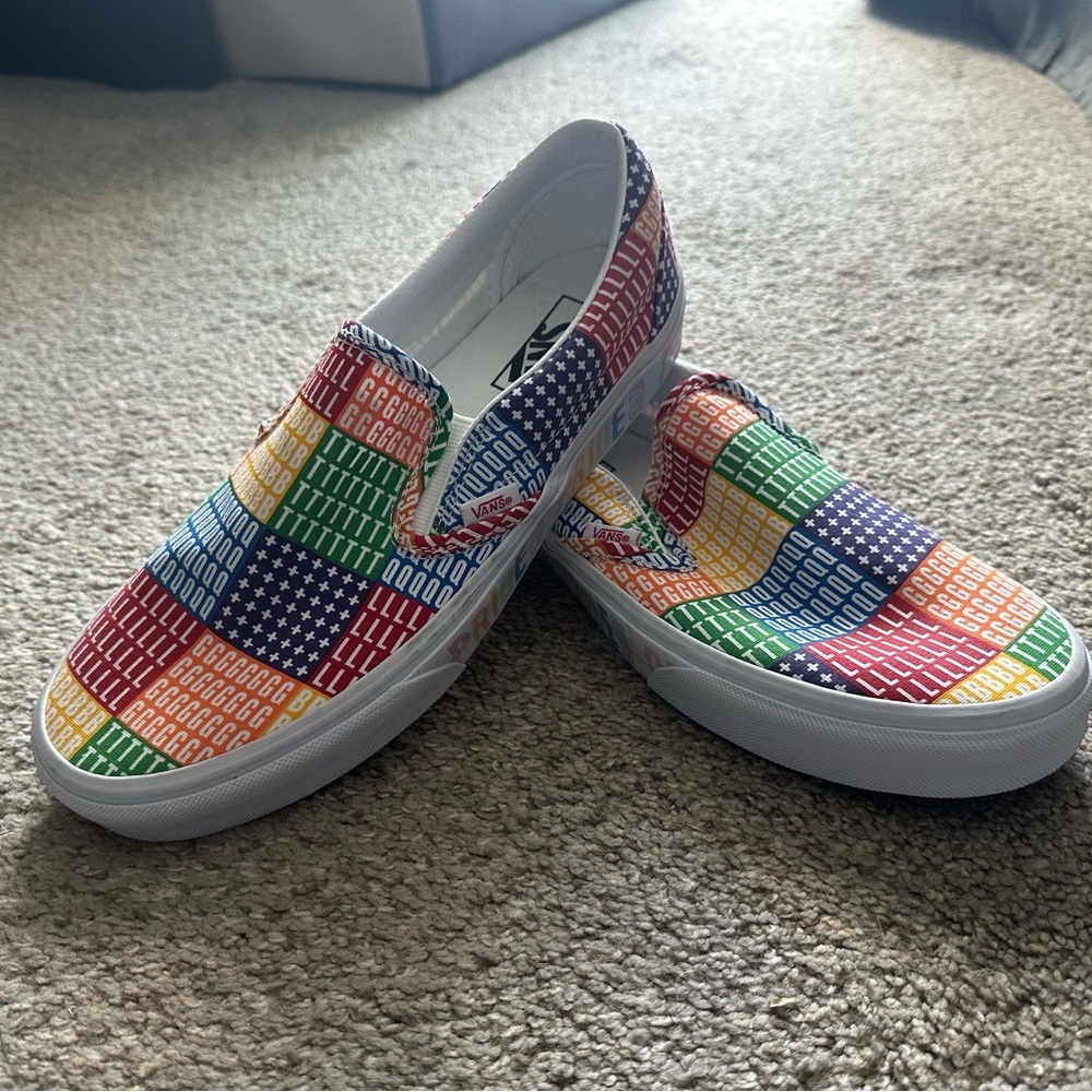 Vans Pride Shoes Women’s 9
